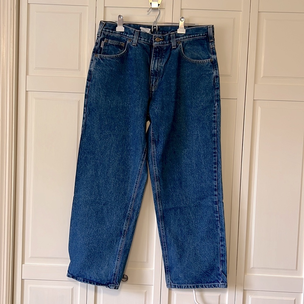 Carhartt loose fit jeans 36x30.  Dark stone wash Style # B167 DST. Like new!